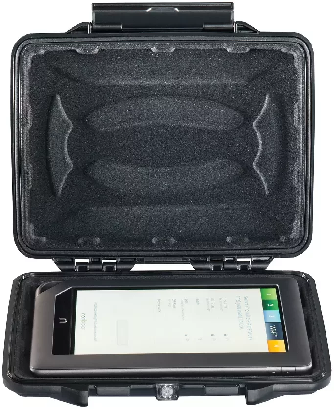 GET FIRST CLASS WHEN TRAVELLING WITH PELI- TABLET CASES, NOTEBOOK CASES, LAPTOP CASES